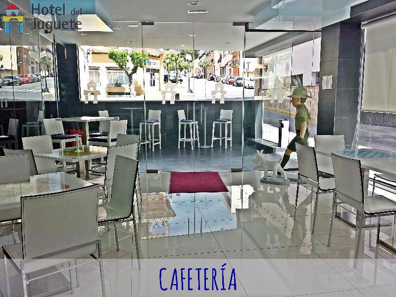 Del Juguete Hotel 4*