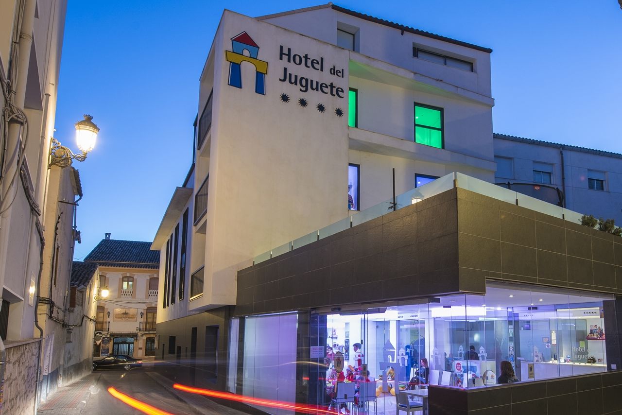 Del Juguete Hotel 4*