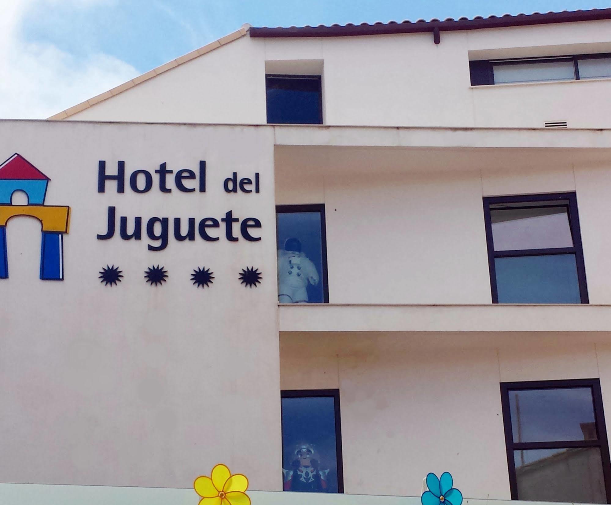 Del Juguete Hotel 4*
